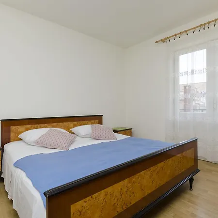 Apartment Grabo Ivanica Daire